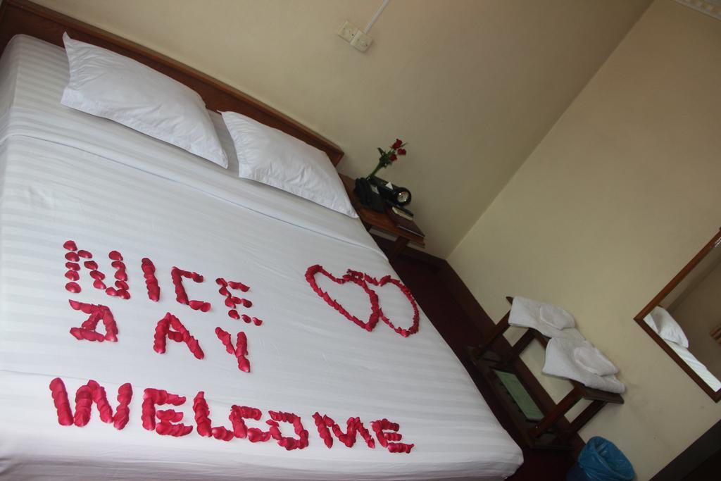 Hotel Day