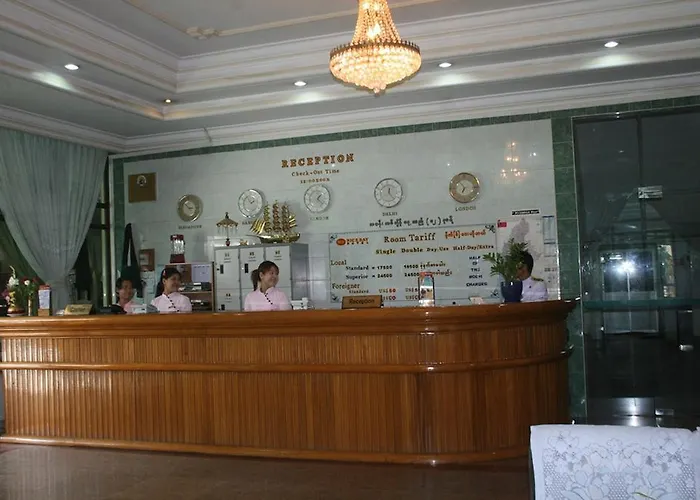 Nice Day Hotel