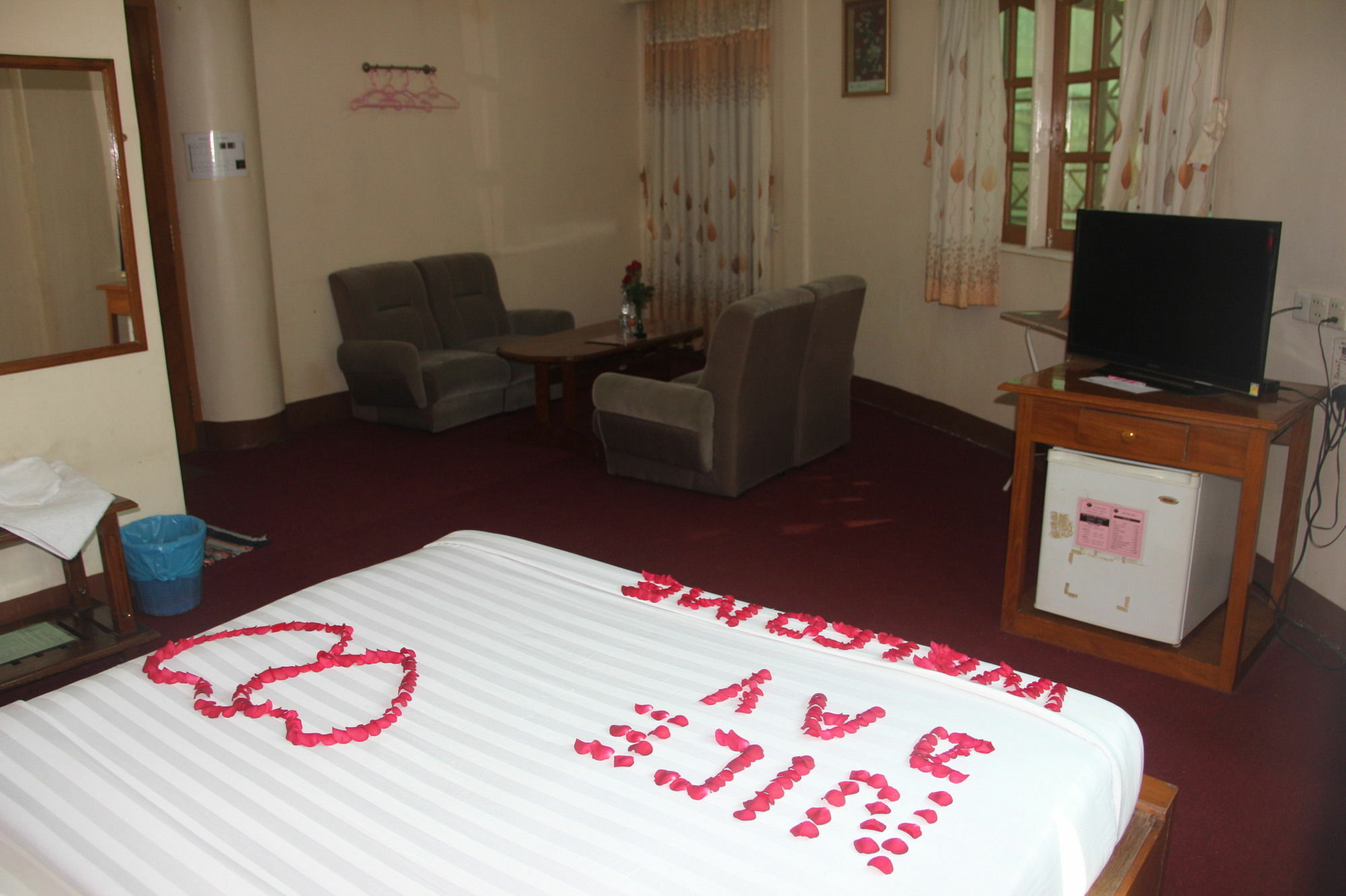 Hotel Day Yangon