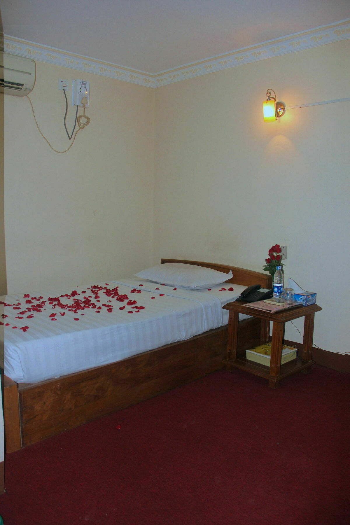 Hotel Day Yangon