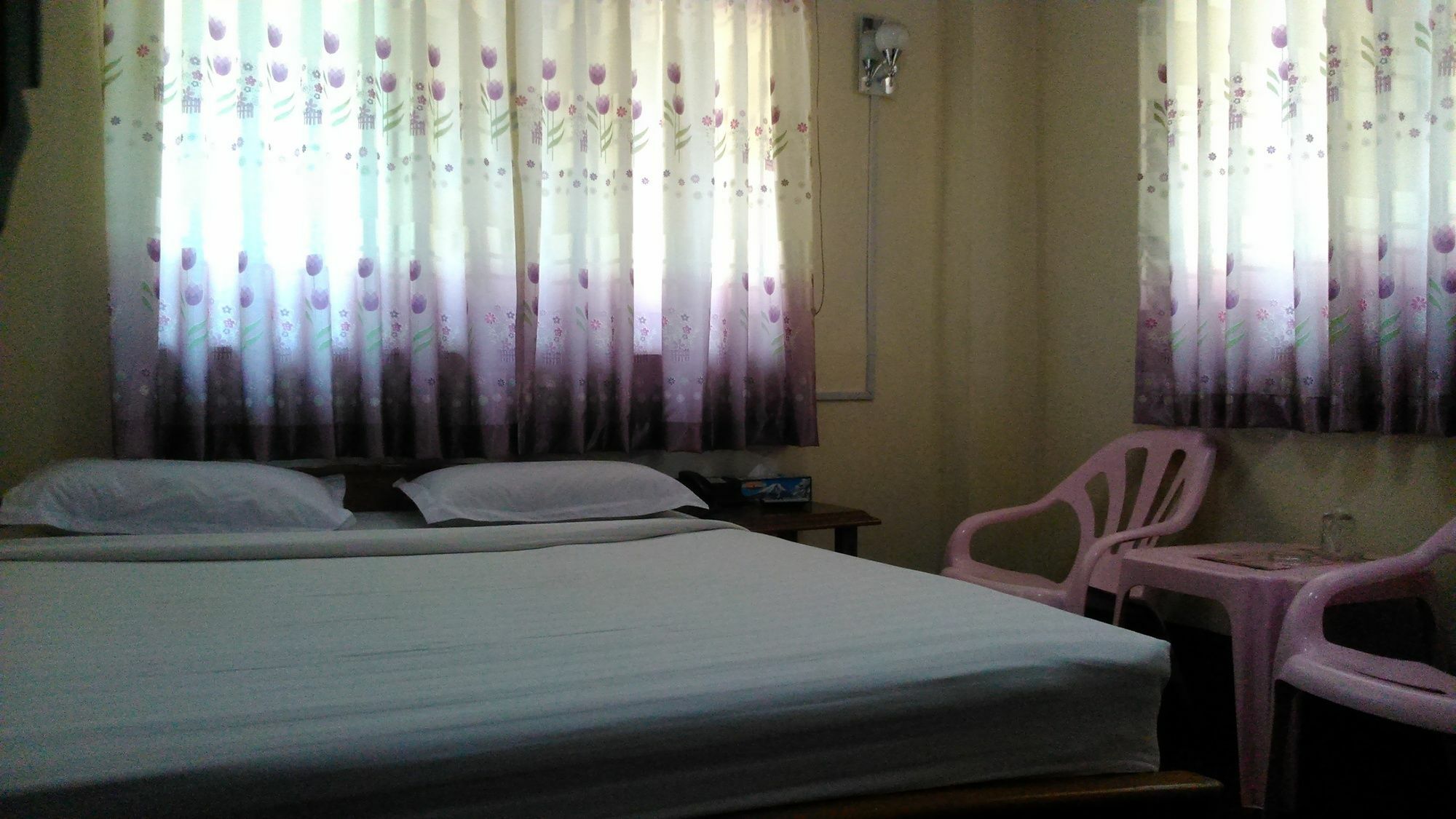 Hotel Day
